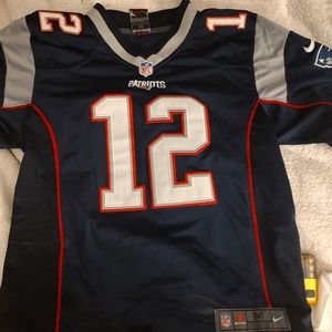 Youth M Patriots jersey